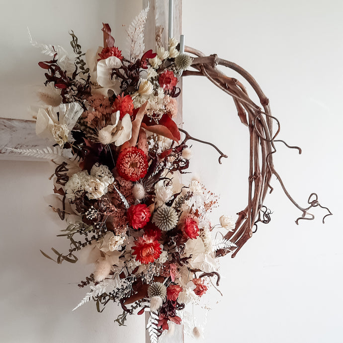 How to Order a Bespoke Dried Floral Design From Bracken & Berry | 2 min read