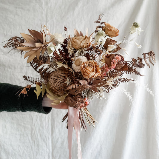 Dried flower bridal bouquet boho style.