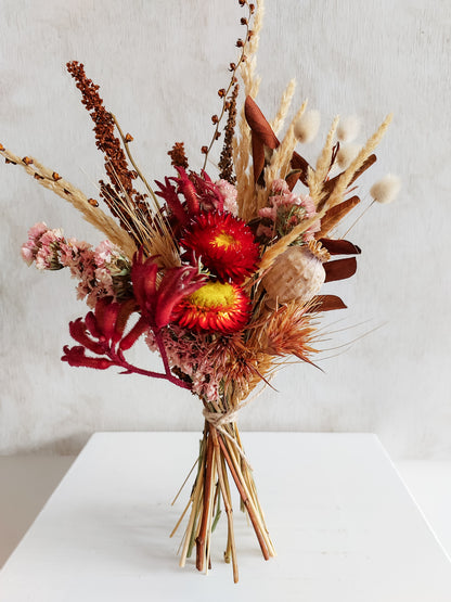 Dried flower bouquet autumnal tones in a rustic boho style – Posy Size Close View.